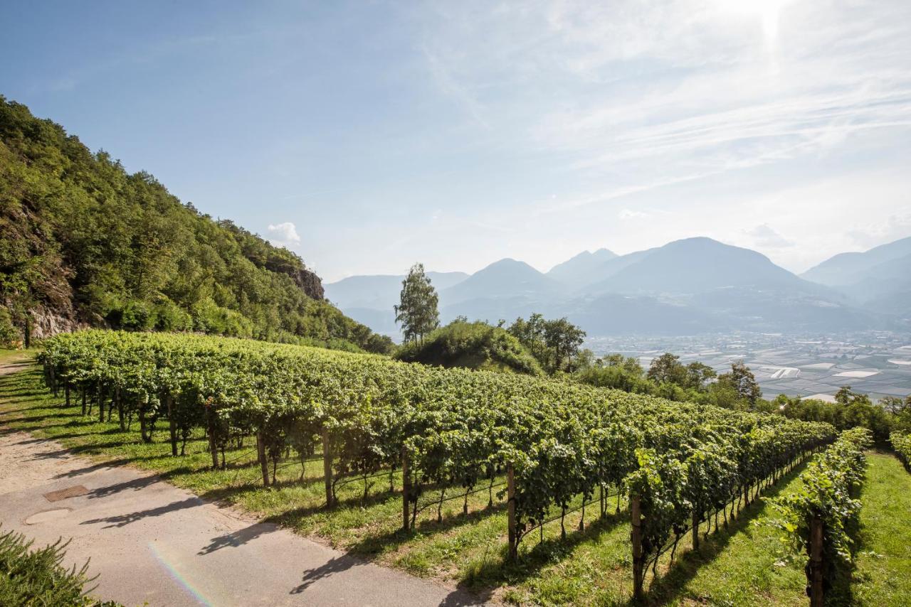 Ferienwohnung Weingut Eichenstein Meran Exterior foto